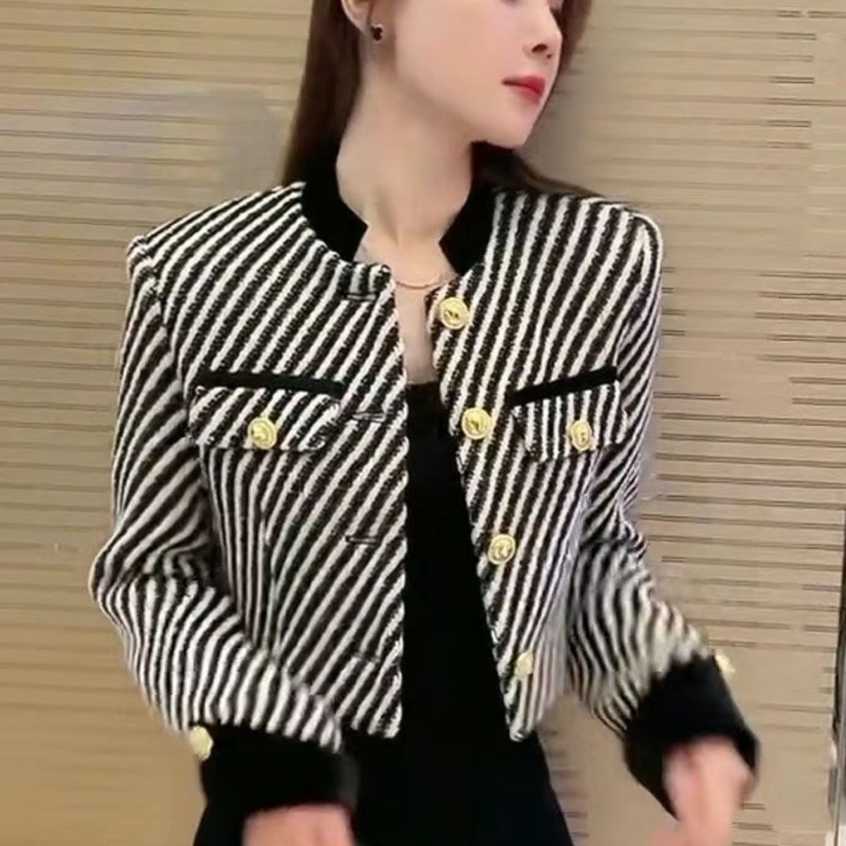 Crew Clothing Summer Jacket - ผู้หญิง 2025 เสื้อสเวตเตอร์ถักแฟชั่นเกาหลีปุ่มลงลูกเรือคอเปิดด้านหน้าแขนยาวถัก Cropped เสื้อผ้าแจ็คเก็ต